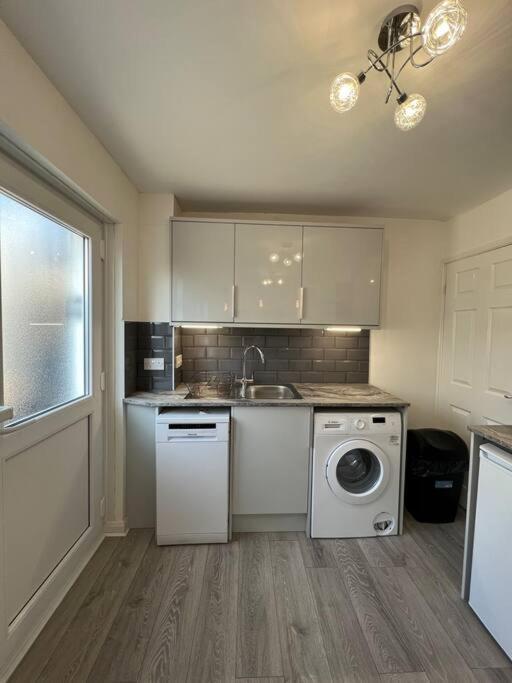 Welsh Getaway Home No 2 - 10 Mins To Bike Park Wales Merthyr Tydfil Eksteriør bilde