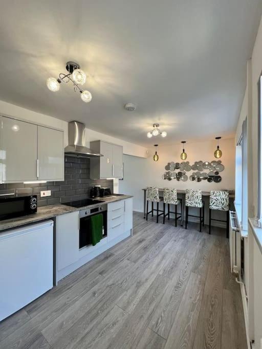 Welsh Getaway Home No 2 - 10 Mins To Bike Park Wales Merthyr Tydfil Eksteriør bilde